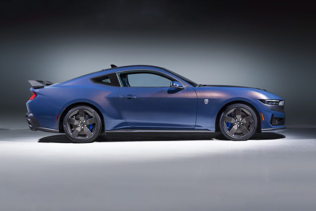 Mustang Dark Horse Carbon Fiber Wheels side view