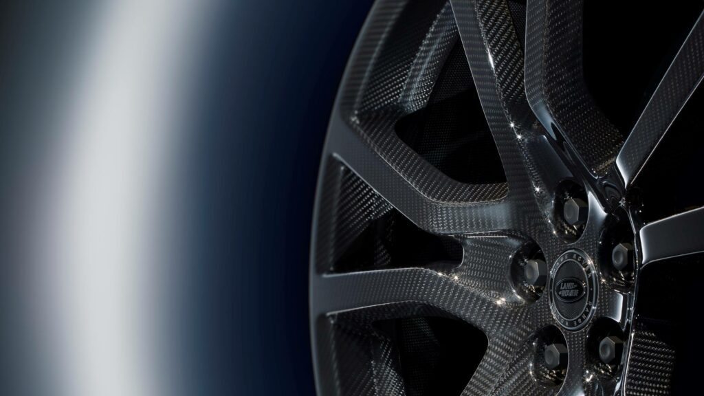 Range Rover Sport SV carbon fibre wheel
